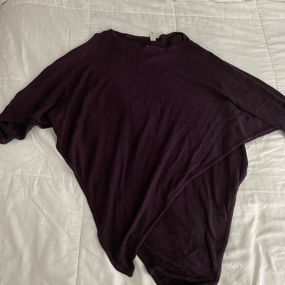 Lululemon purple poncho - Picture 1 of 2